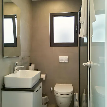 Two Bedroom Stylish *